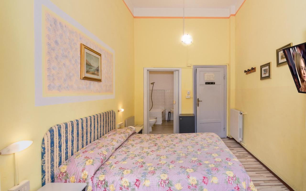 Hotel Stella Del Mare Viareggio Esterno foto