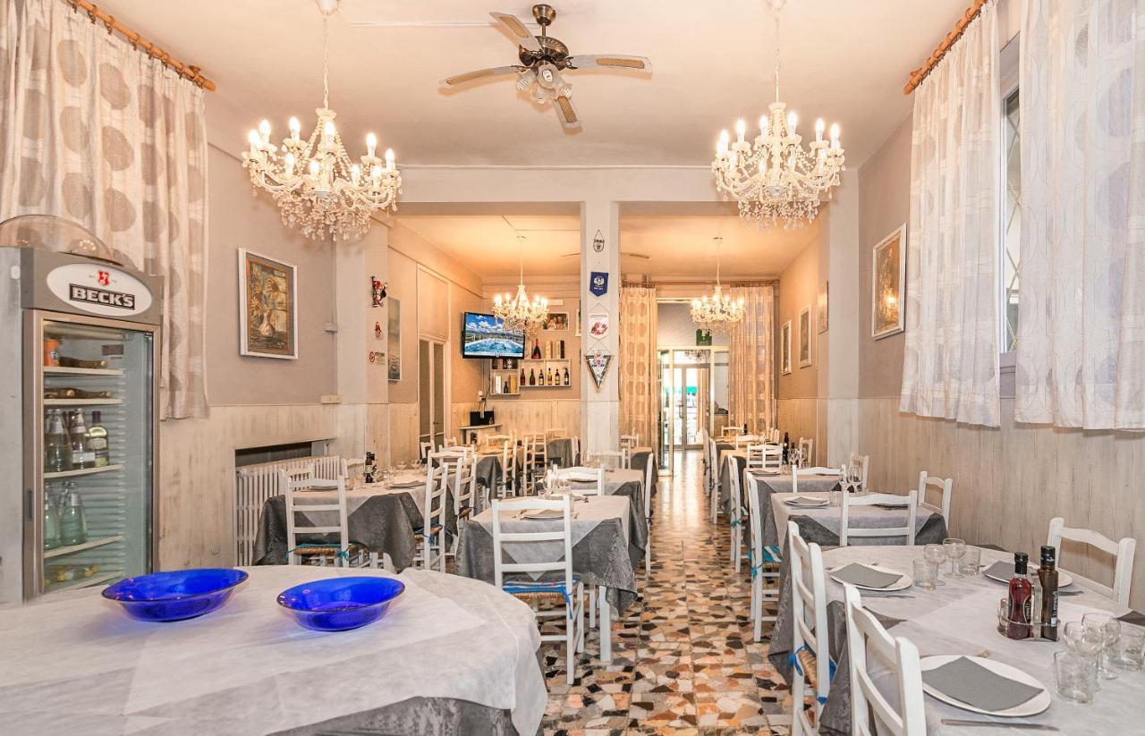 Hotel Stella Del Mare Viareggio Esterno foto