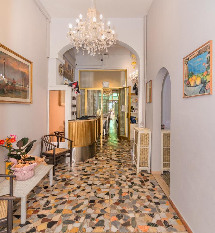 Hotel Stella Del Mare Viareggio Esterno foto